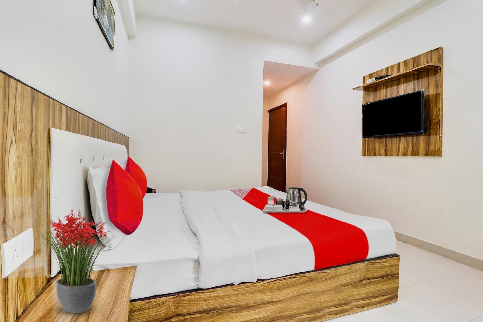 Hotel O La Plazo Haridwār المظهر الخارجي الصورة