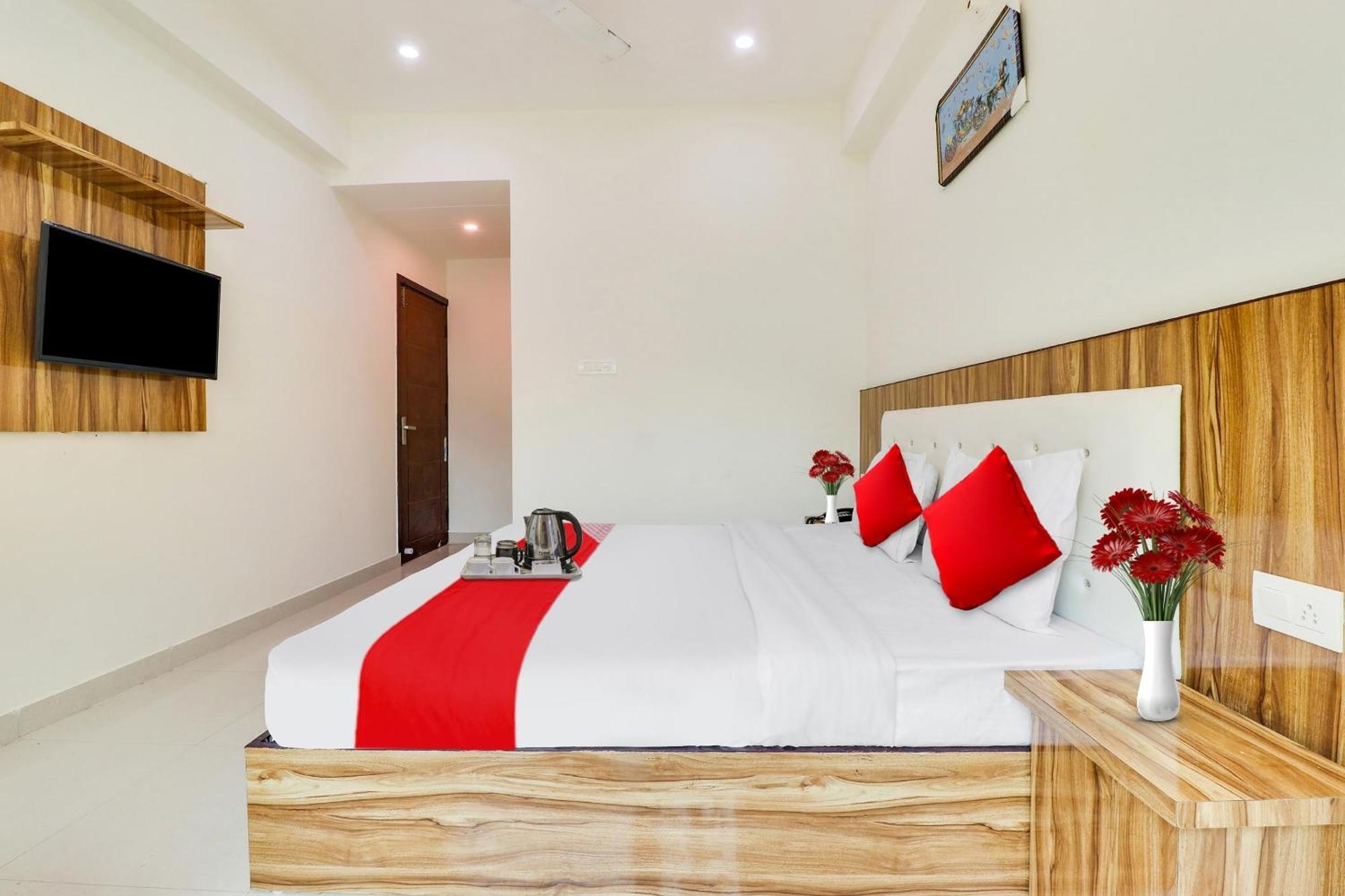 Hotel O La Plazo Haridwār المظهر الخارجي الصورة