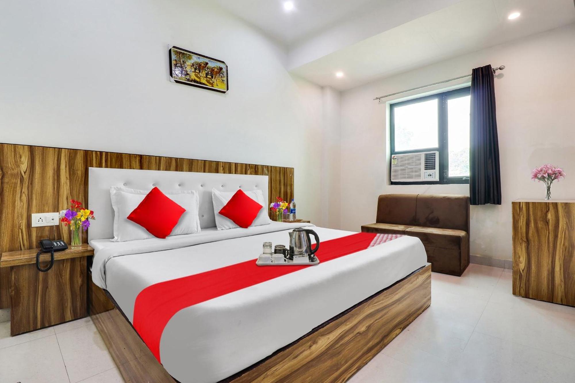 Hotel O La Plazo Haridwār المظهر الخارجي الصورة