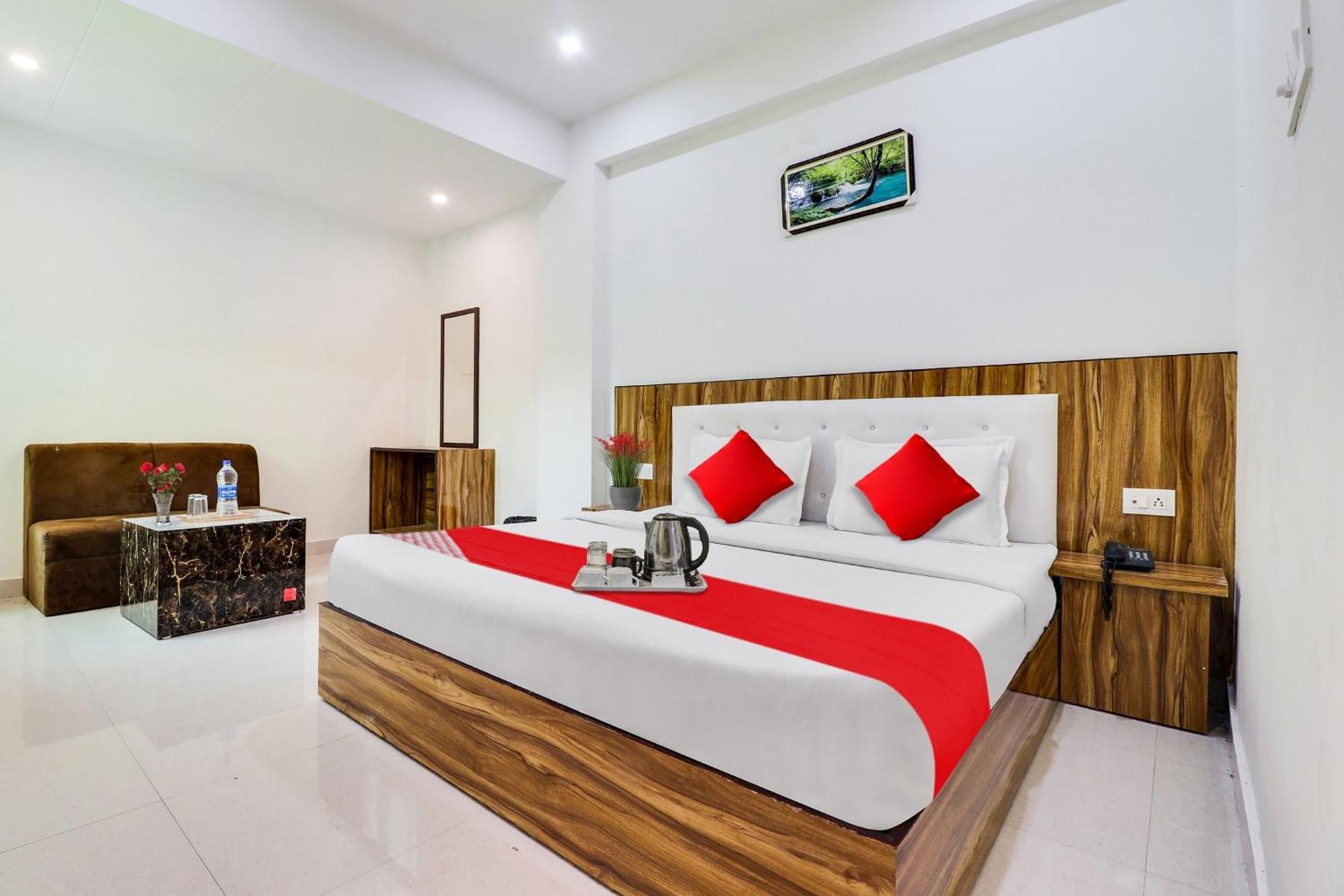 Hotel O La Plazo Haridwār المظهر الخارجي الصورة